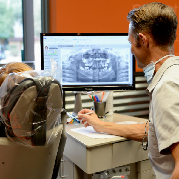 mesa office showing teeth x-ray - Garn & Mason Orthodontics in Phoenix, AZ